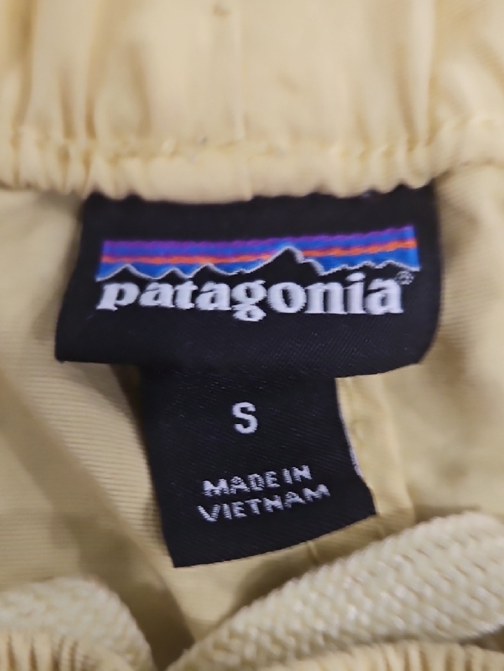 Patagonia Light Yellow Women's Athletic Shorts. Size S - Picture 3 of 4